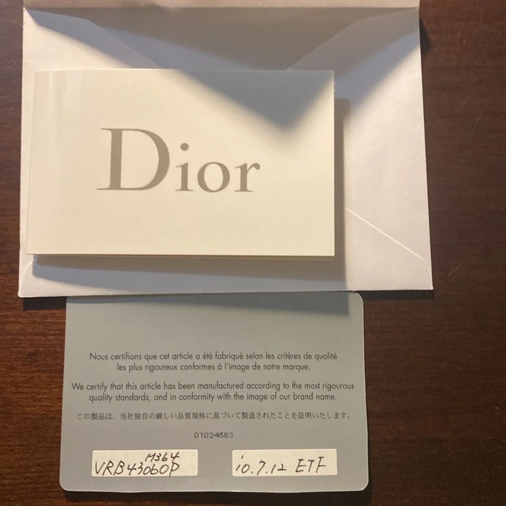 💎Christian Dior, purple patent leather wallet on chain 💎
